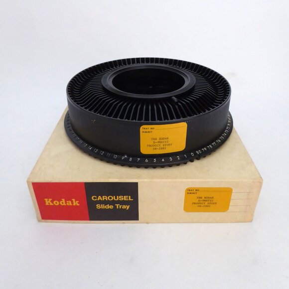 VINTAGE KODAK SLIDE TRAY CAROUSEL IN BOX HOLDS 80 SLIDES USED - Picture 2 of 9
